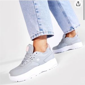 NWT DC TriBeCa Platform